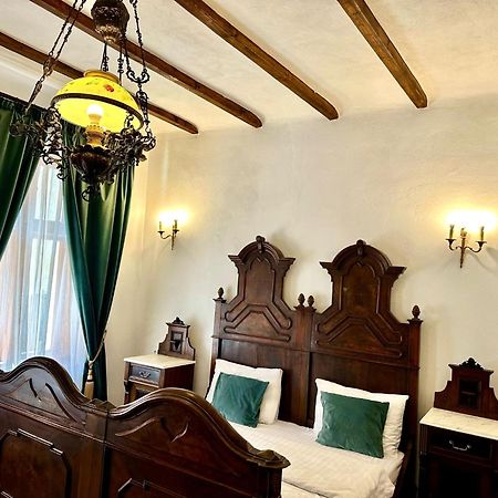 The Throne - M Museum Hotel Sighisoara Exterior photo