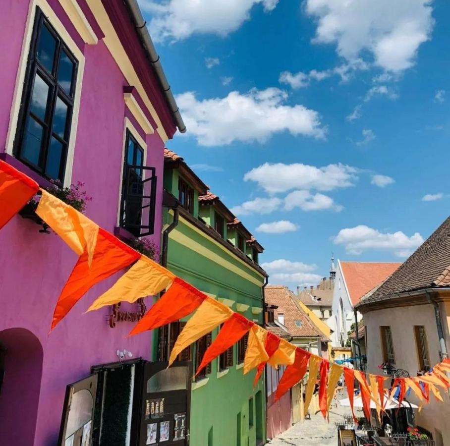 The Throne - M Museum Hotel Sighisoara Exterior photo