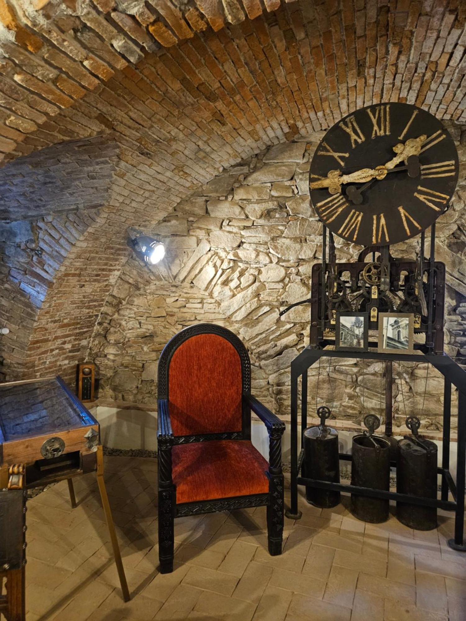 The Throne - M Museum Hotel Sighisoara Exterior photo