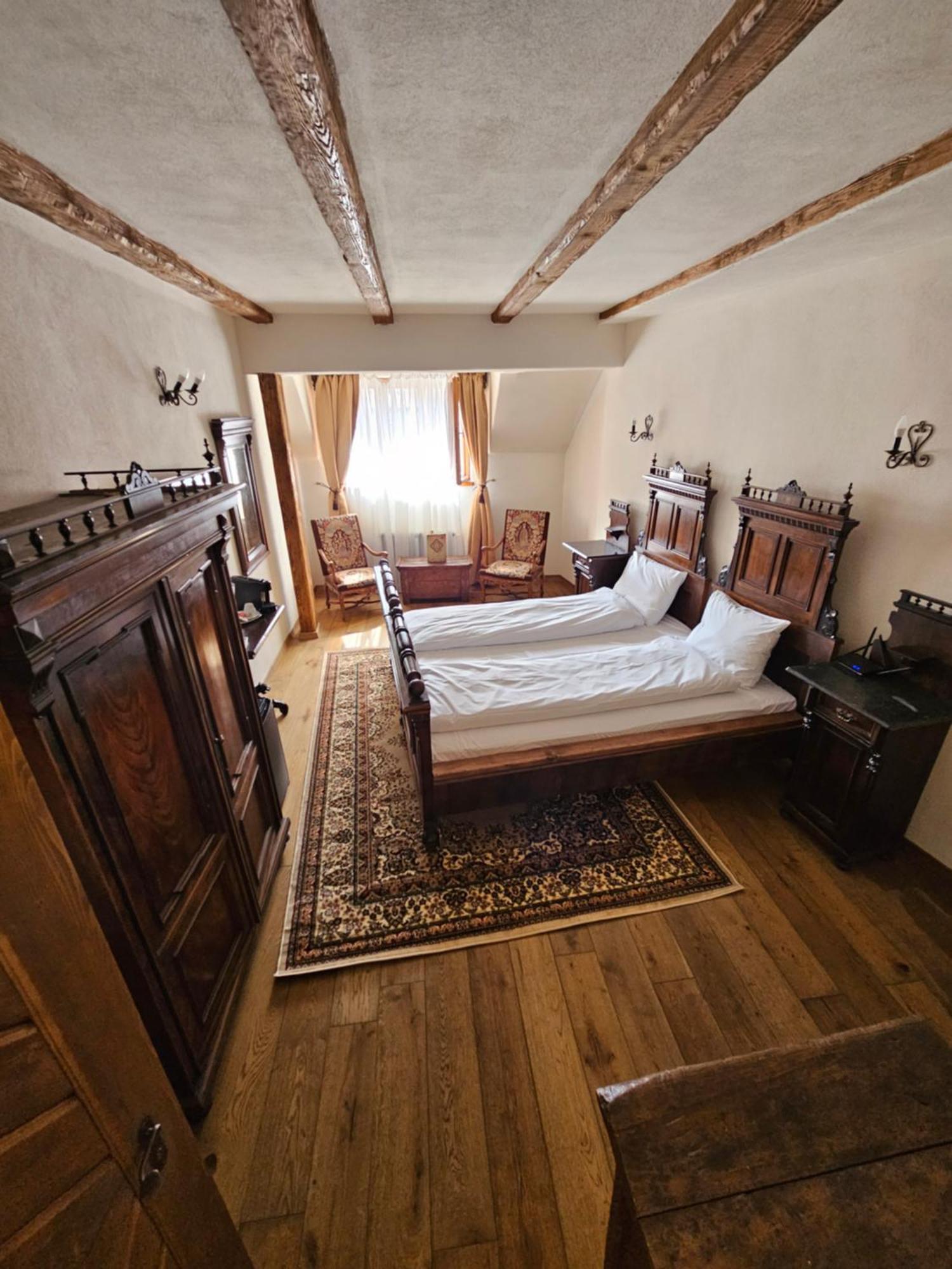 The Throne - M Museum Hotel Sighisoara Exterior photo