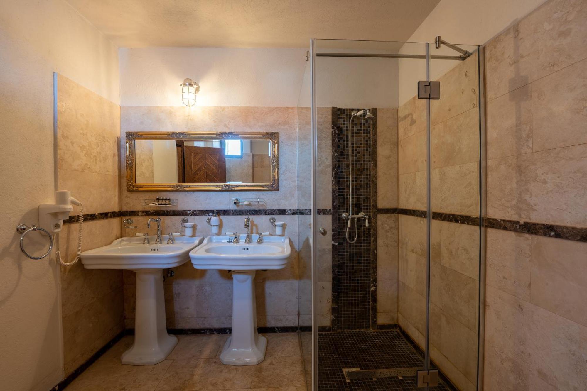 The Throne - M Museum Hotel Sighisoara Exterior photo